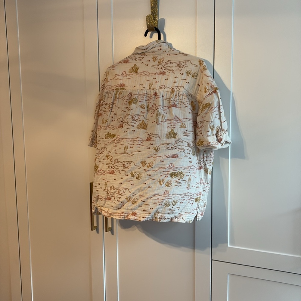 Pendleton button down top - Picture 5 of 5